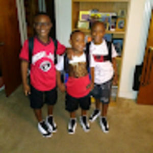 Meet your Posher, Derrick